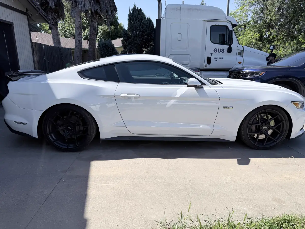 Window Tint before window tinting — Oscuro Tintz, Yuba City, CA